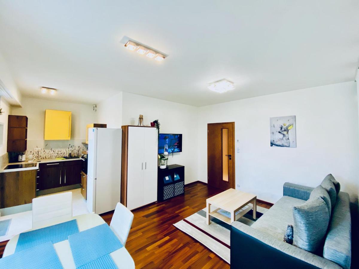 Apartament Art Garden Towers Praga